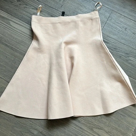 🔥BCBGMaxaria🔥 | Ingrid a-line high waisted skirt in bare pink - Picture 13 of 13